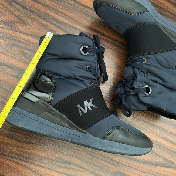 Michael Kors Shay wedge sneakers booties - Picture 6 of 17